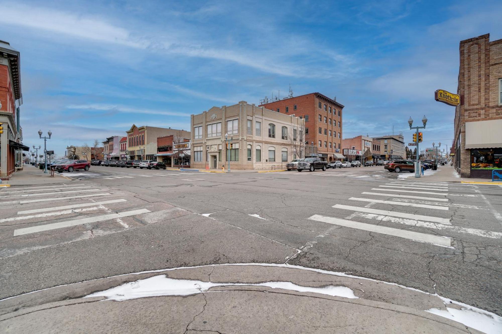Vintage Downtown Laramie Apartment With Deck! Exterior photo